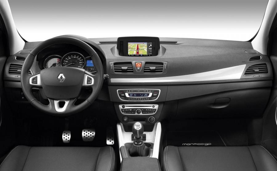  Renault Megane Coupe Monaco GP 2011 года  (фото 13 из 17)